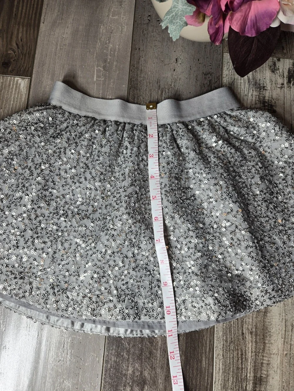 GapKids Girls XS 4‑5 Silver Sequin Mini Skirt